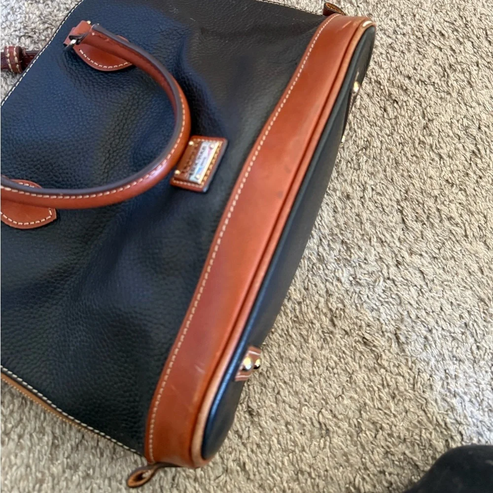 Dooney & Bourke Pebble Grain Zip Zip Satchel